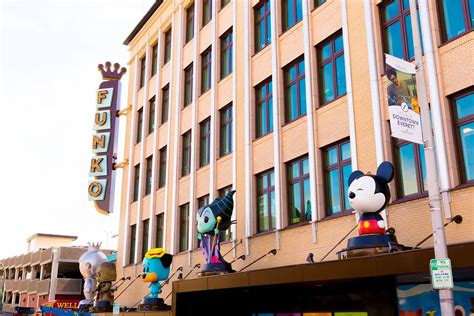 Everett washington funko - Funko HQ is located in Everett, Washington, on the Puget Sound. Most out-of-towners will likely be staying in Seattle, which is about 40 minutes south of Everett.